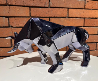 Glamorous Bull