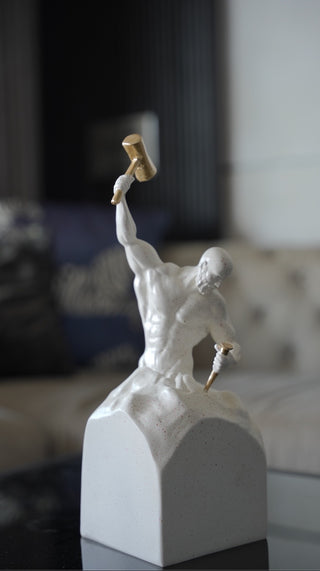 Sculptor of strength