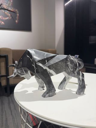 Abstract Raging bull stone finish