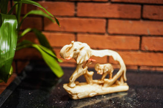 ABSTRACT ELEPHANT CUTOUT  STATUE
