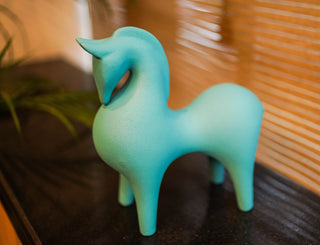 ABSTRACT HORSE FIGRUINE