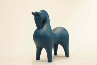 ABSTRACT HORSE FIGRUINE