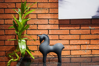 ABSTRACT HORSE FIGRUINE