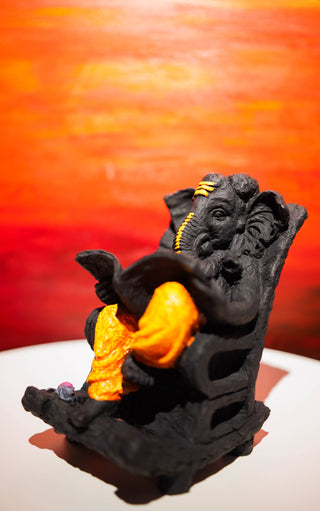 ROCKING CHAIR  GANESHA STATUE