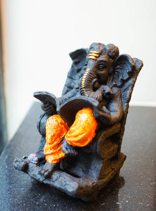 ROCKING CHAIR  GANESHA STATUE