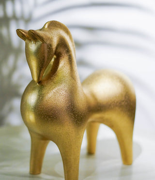 ABSTRACT HORSE STATUE