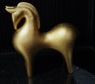ABSTRACT HORSE STATUE