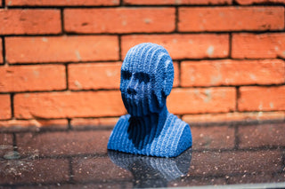 ABSTRACT MUTLILAYERED  BUST  STATUE