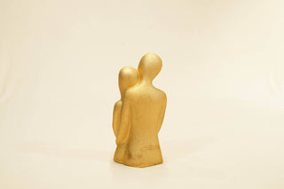 ABSTRACT COUPLE STATUE