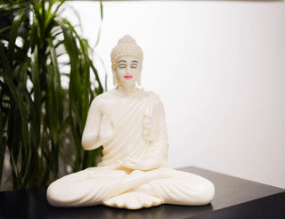 SITTING BUDDHA STATUE