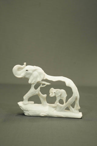 ABSTRACT ELEPHANT CUTOUT STATUE